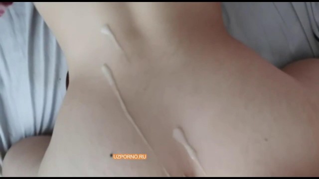 Узбечка получила камшот на спину после крутого секса